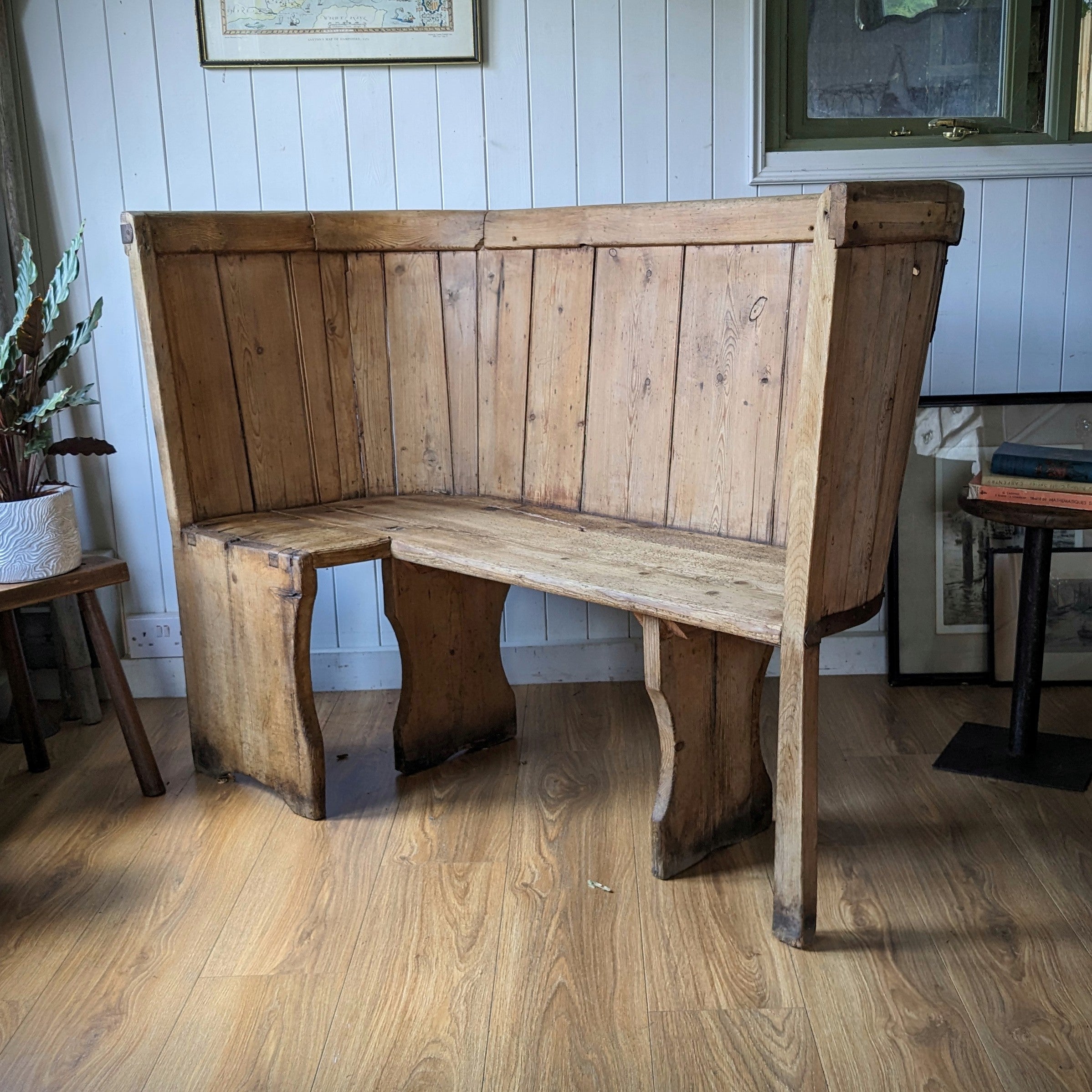 Antique on sale corner bench