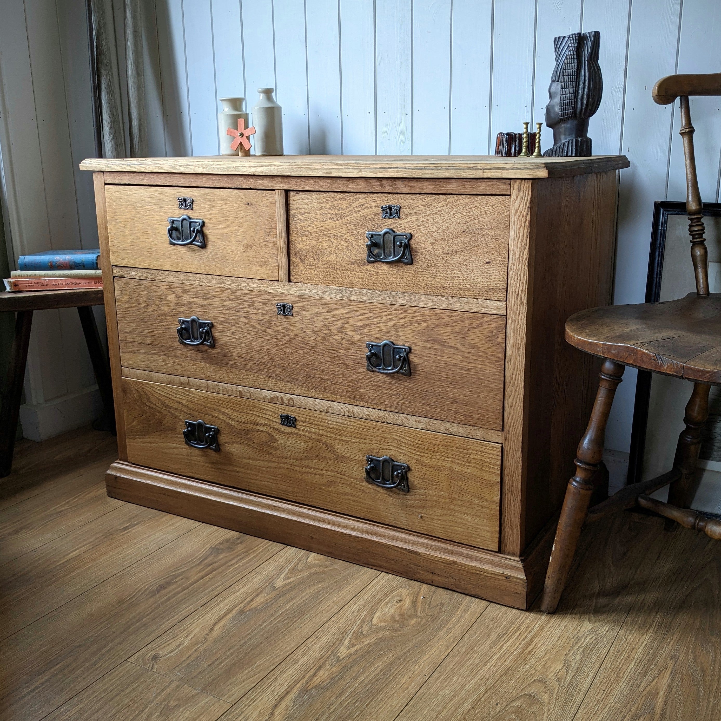 Small oak outlet drawers