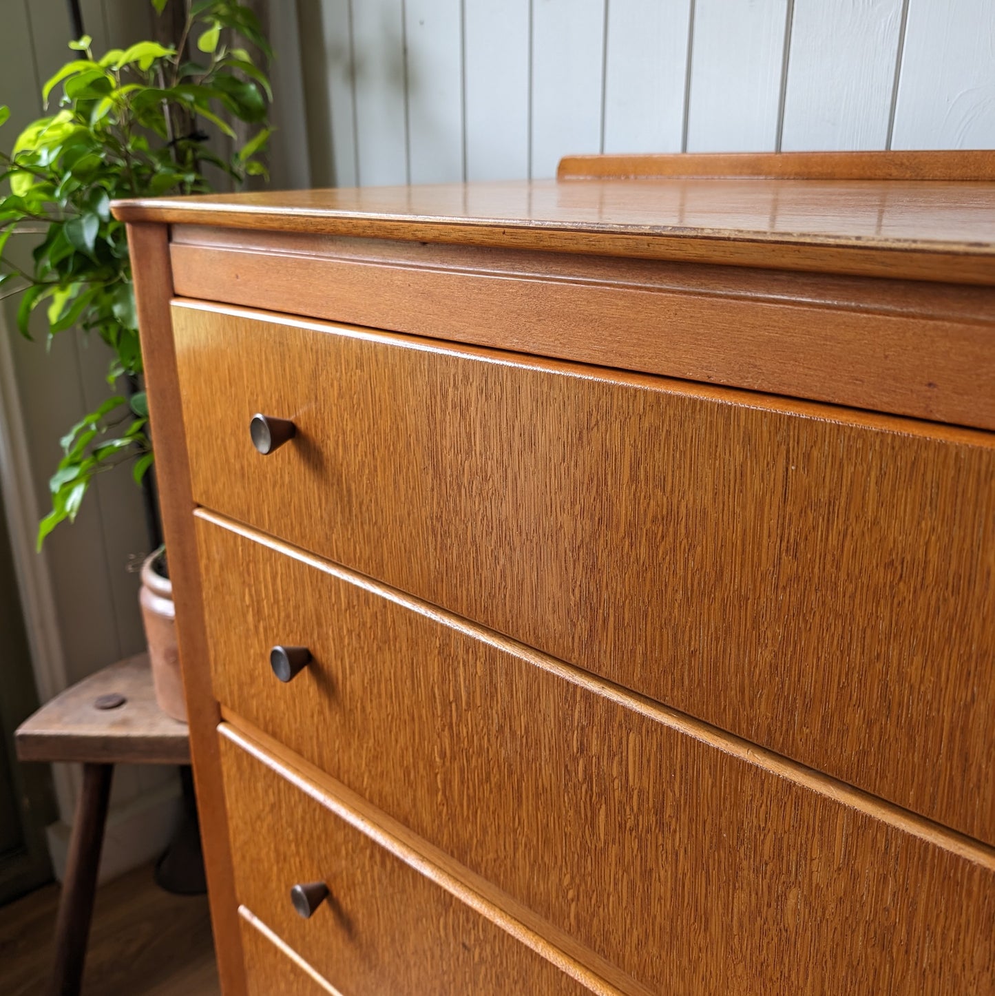 Mid Century Chest of Drawers