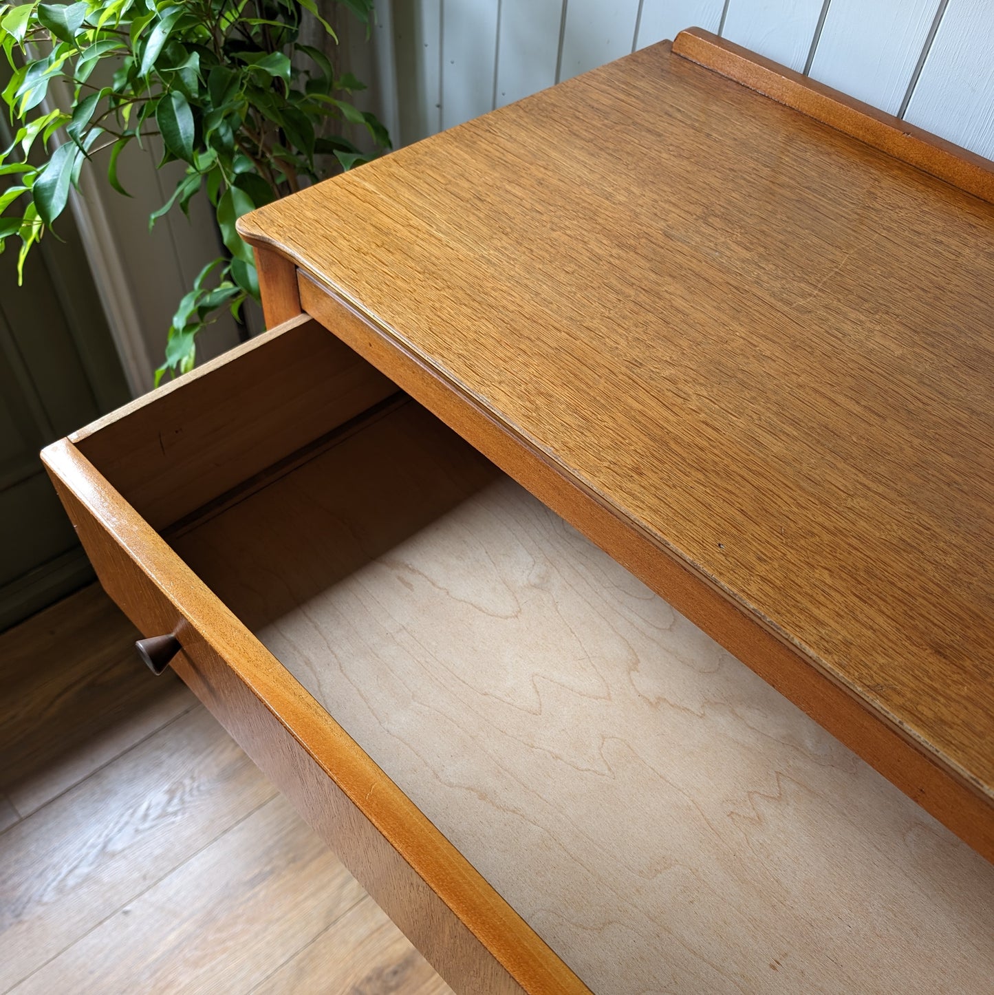 Mid Century Chest of Drawers