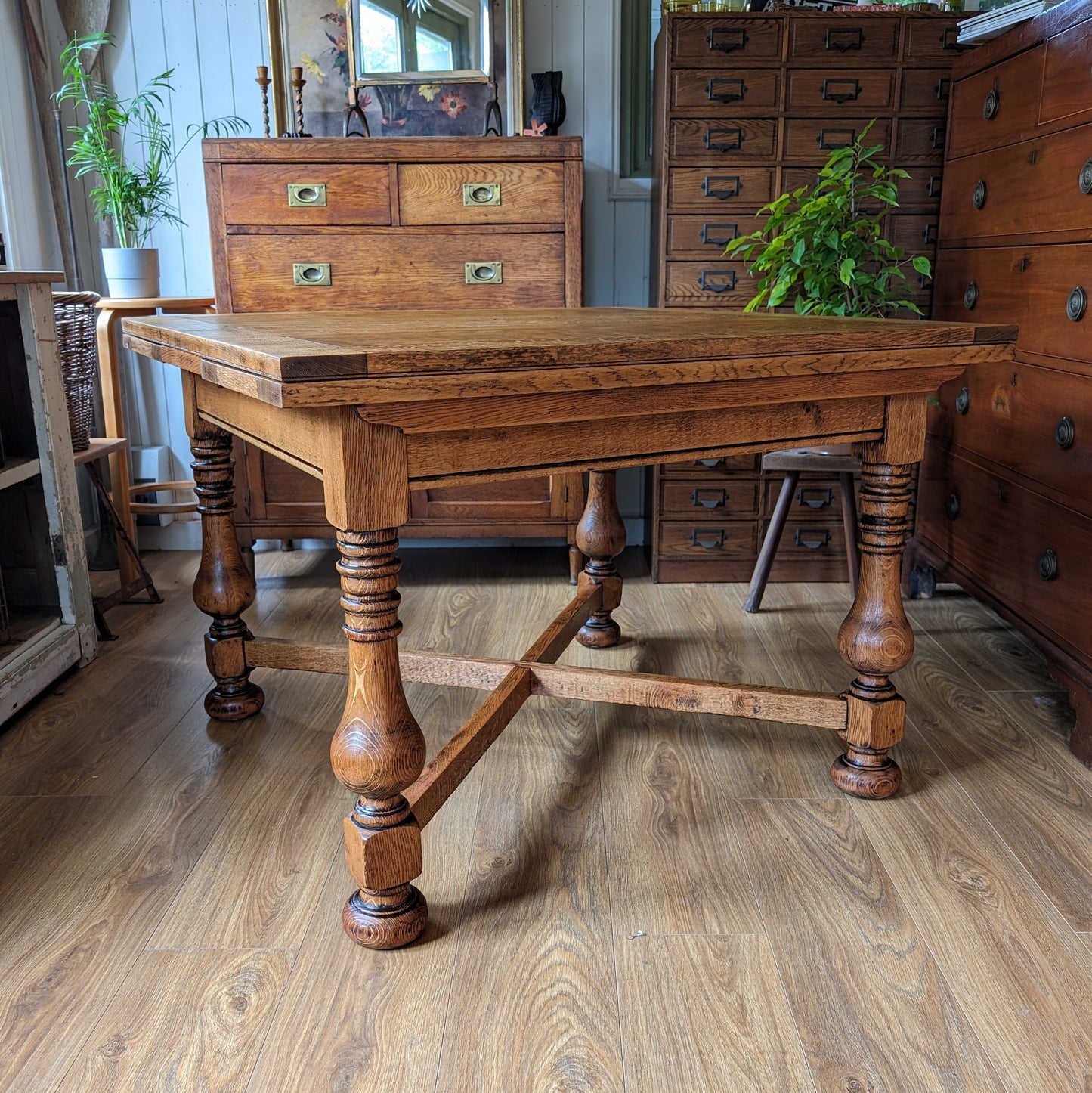 Large Oak Draw Leaf Table