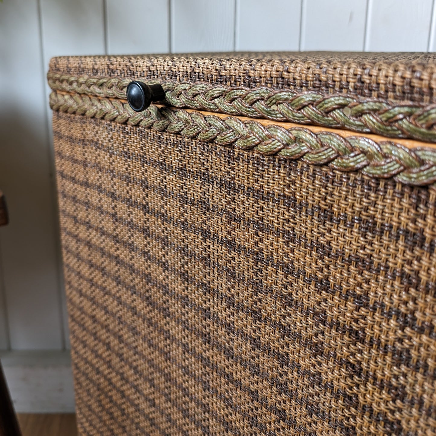 Small Vintage Laundry Basket