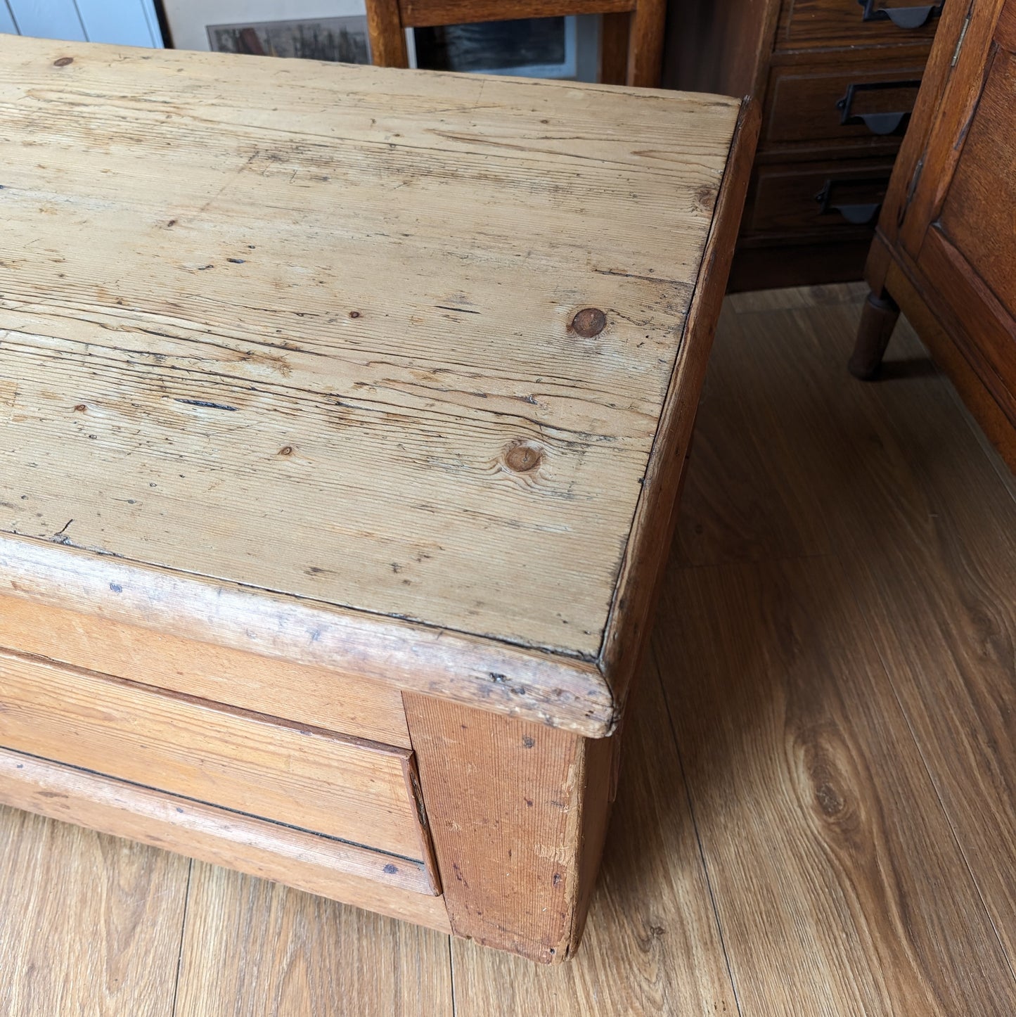 Rustic Victorian Pine Trunk