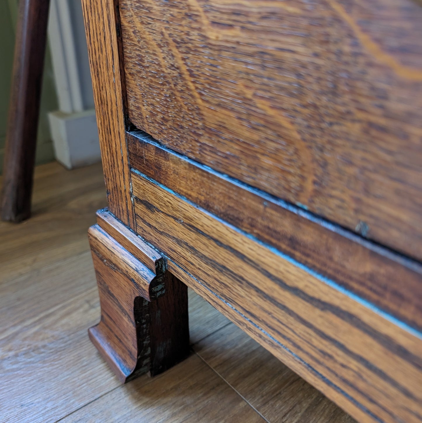 Small Vintage Oak Chest of Drawers