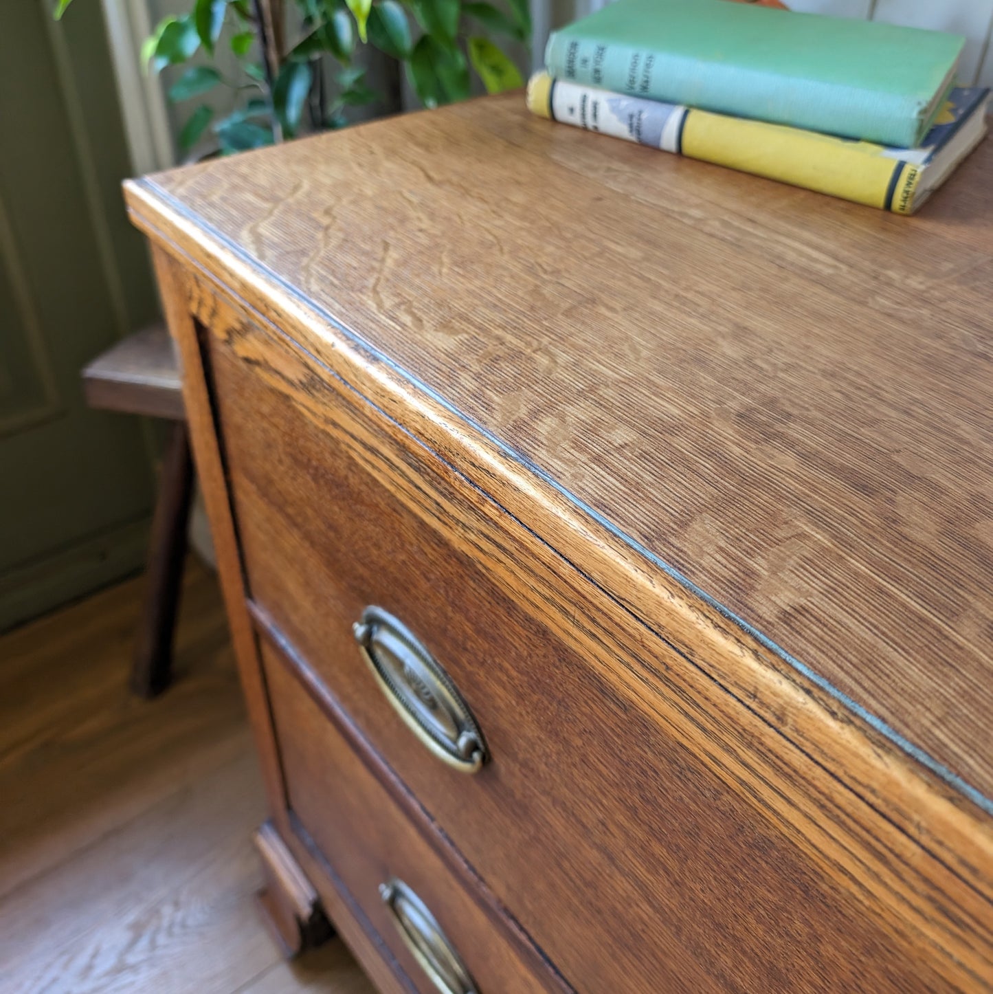 Small Vintage Oak Chest of Drawers