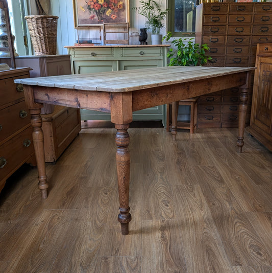 Victorian Pine Farmhouse Table