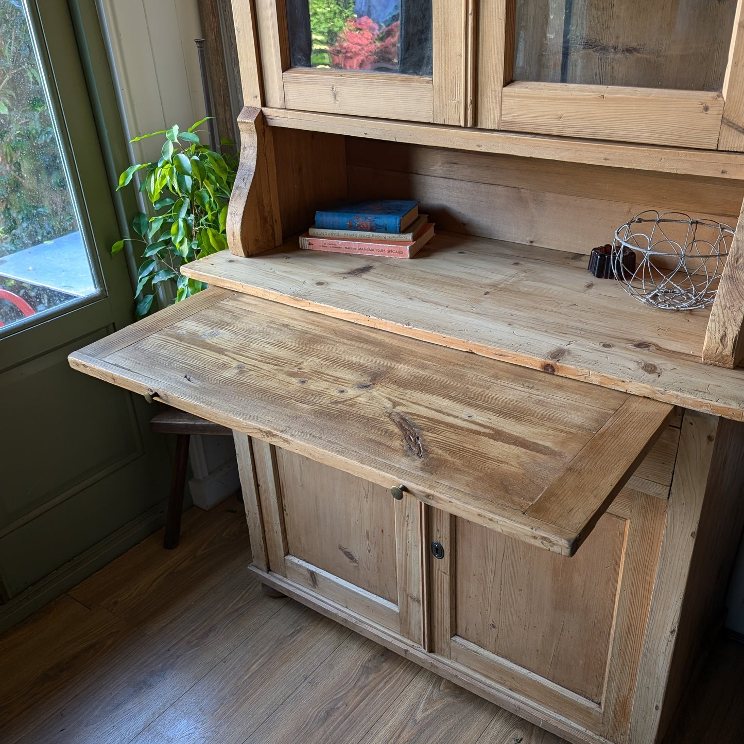 Rustic Antique Glazed Dresser