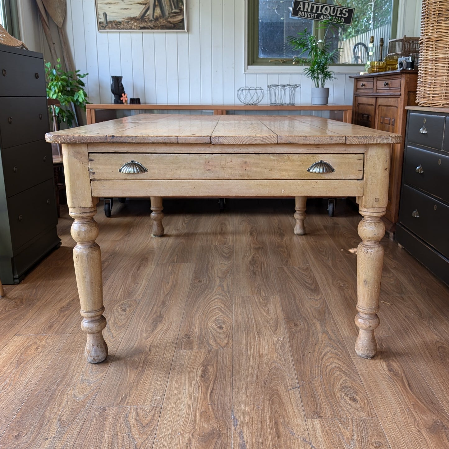 Victorian Farmhouse Table