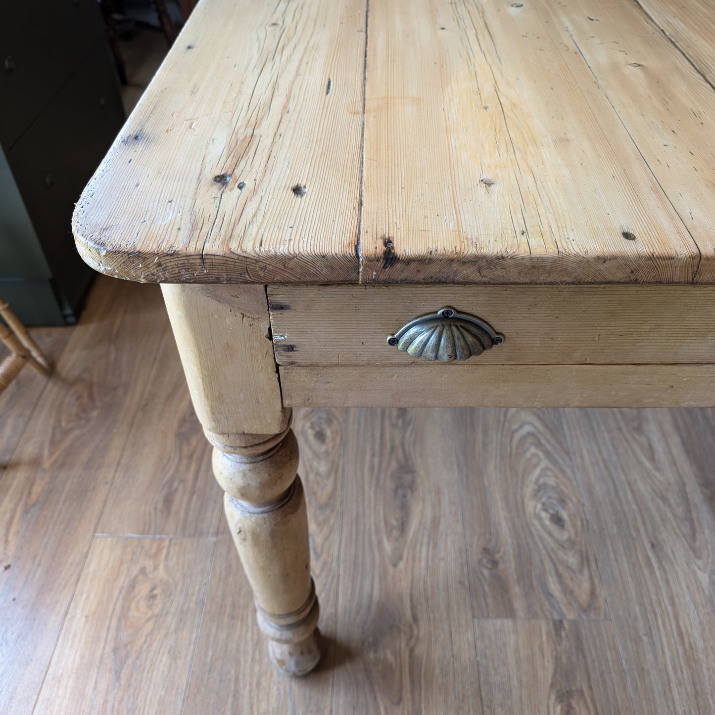 Victorian Farmhouse Table