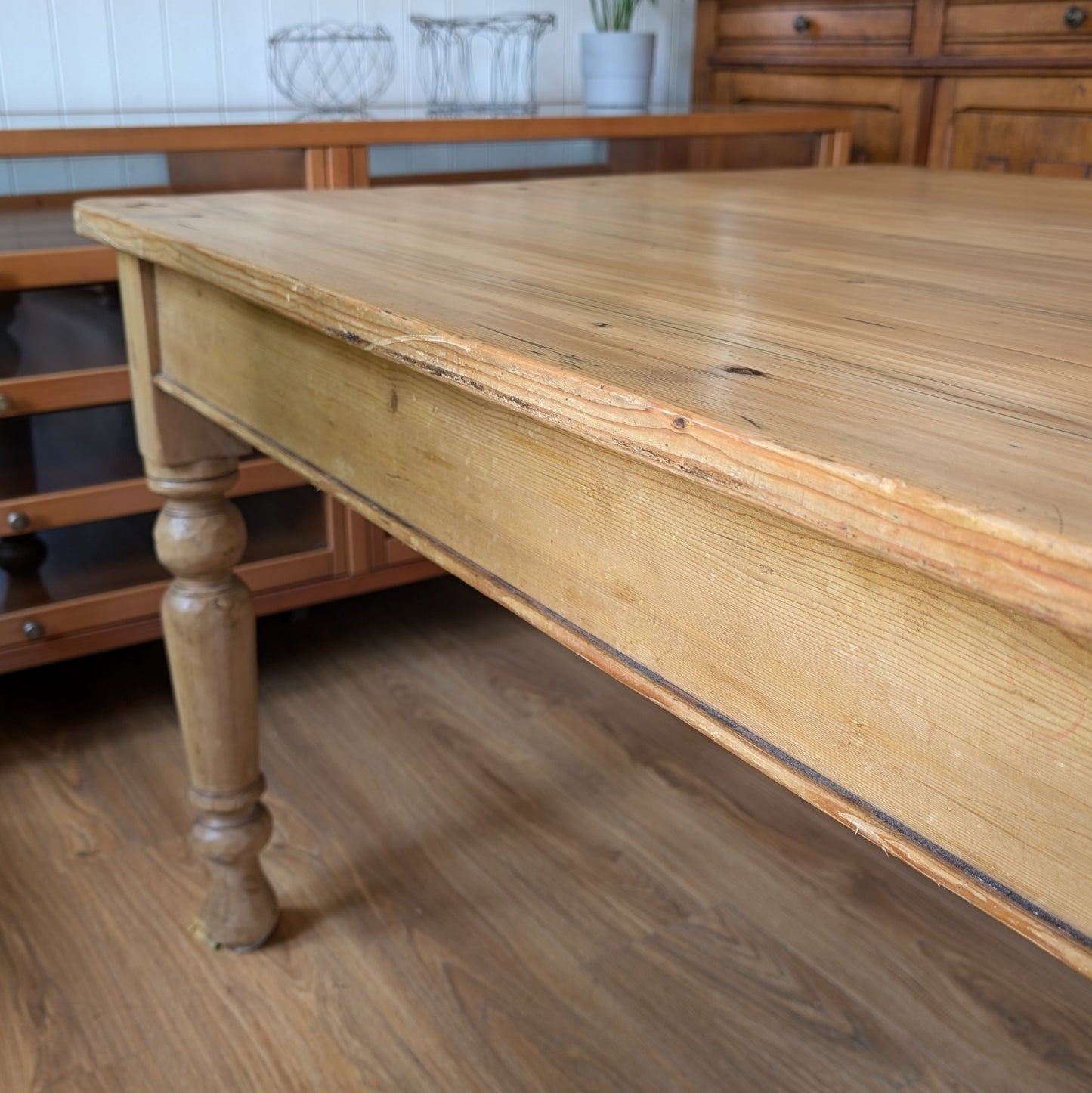 Victorian Farmhouse Table