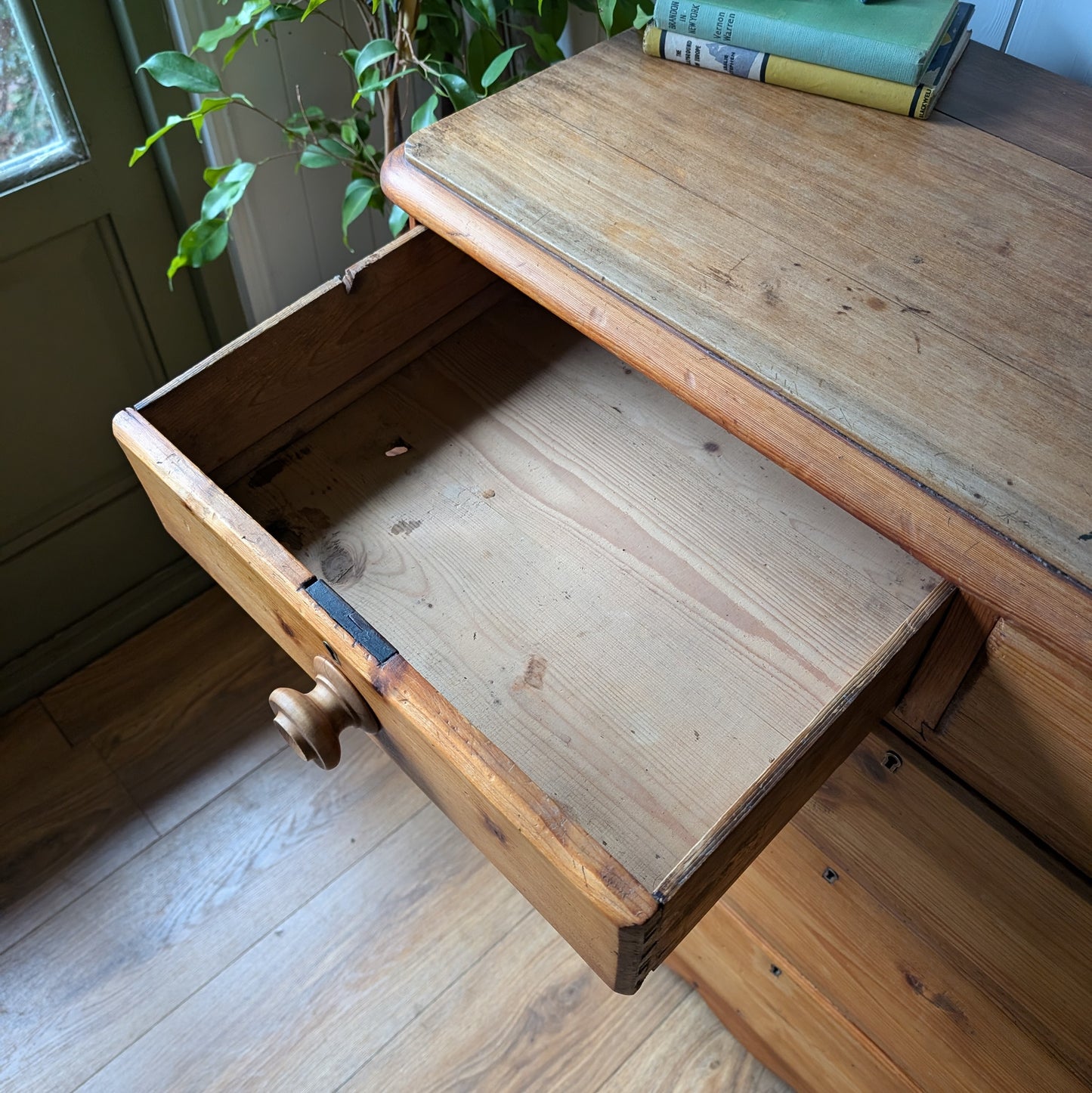 Victorian Pine Chest of Drawers