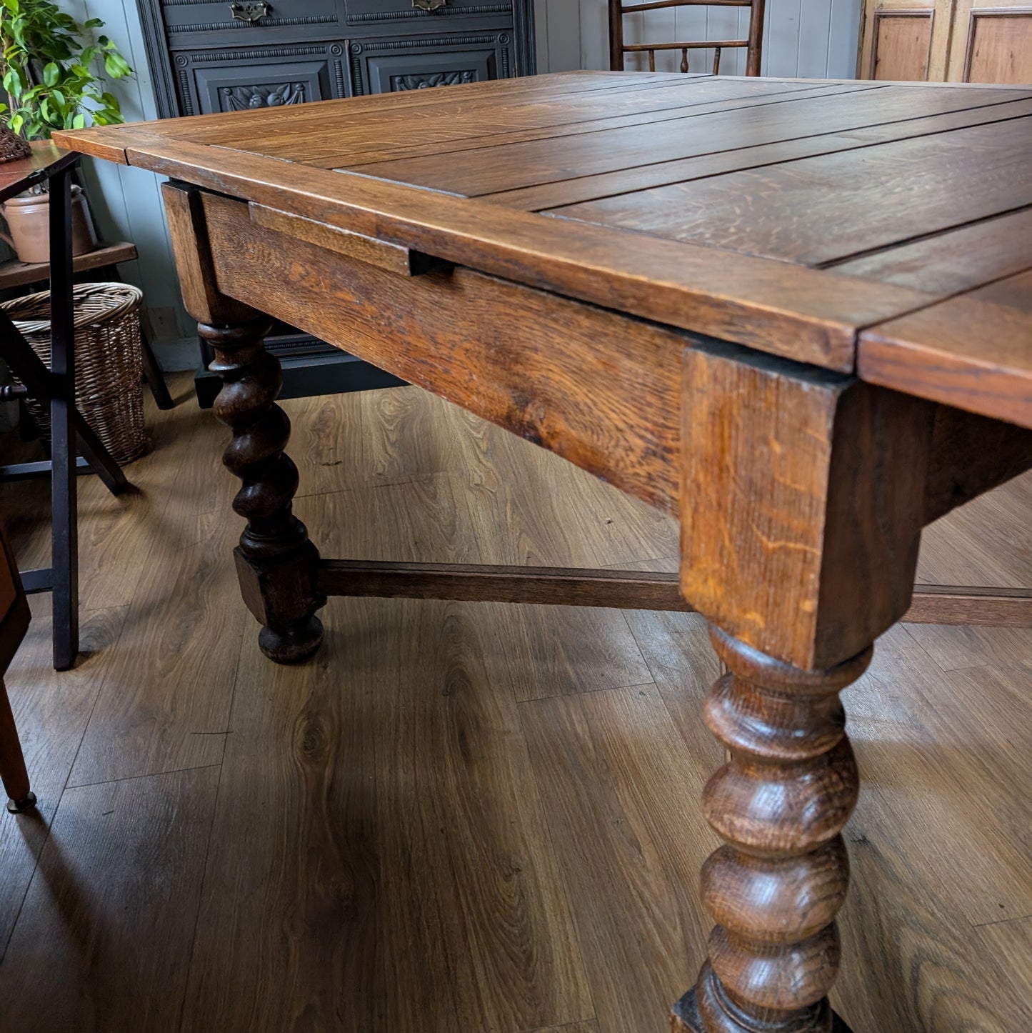 Large Oak Draw Leaf Table